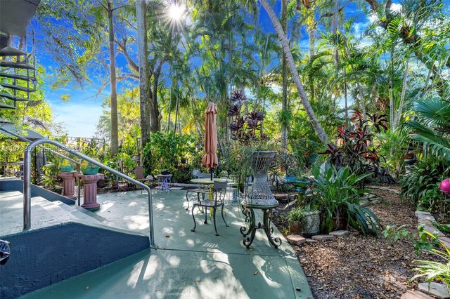 2361 SW 18th Ave, Fort Lauderdale, FL 33315