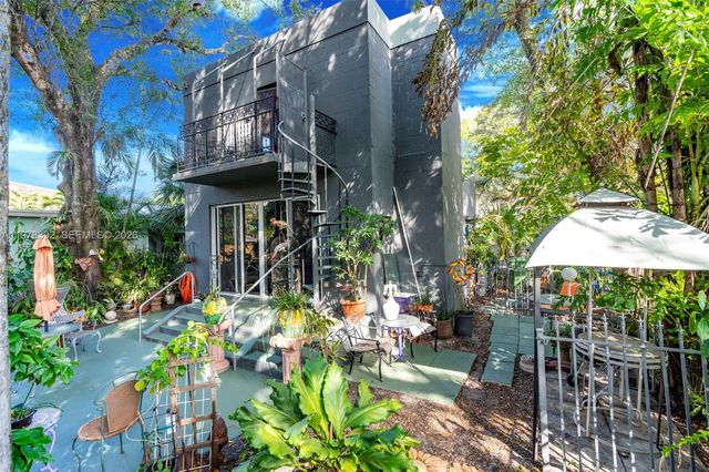 2361 SW 18th Ave, Fort Lauderdale, FL 33315