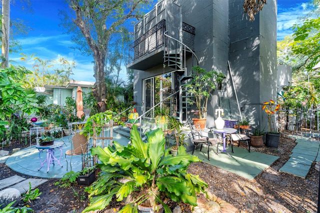 2361 SW 18th Ave, Fort Lauderdale, FL 33315