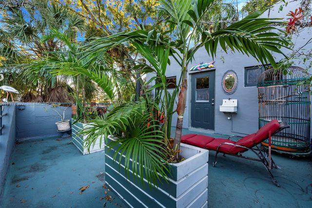 2361 SW 18th Ave, Fort Lauderdale, FL 33315