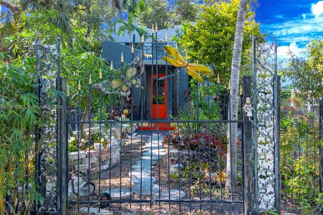 2361 SW 18th Ave, Fort Lauderdale, FL 33315