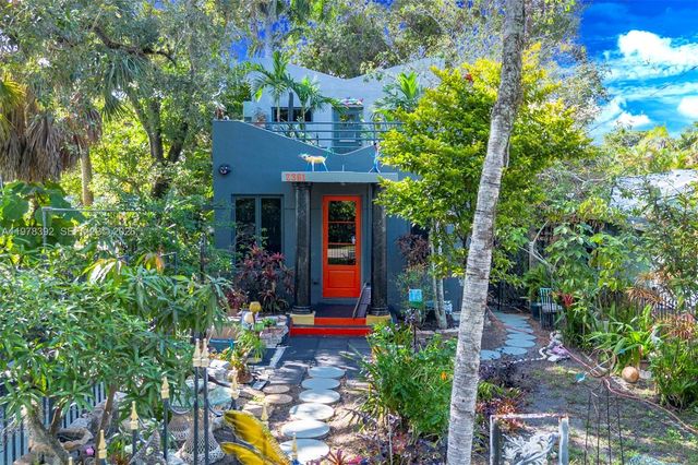 2361 SW 18th Ave, Fort Lauderdale, FL 33315