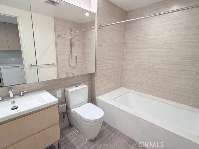 877 Francisco Street 1921, Los Angeles, CA 90017