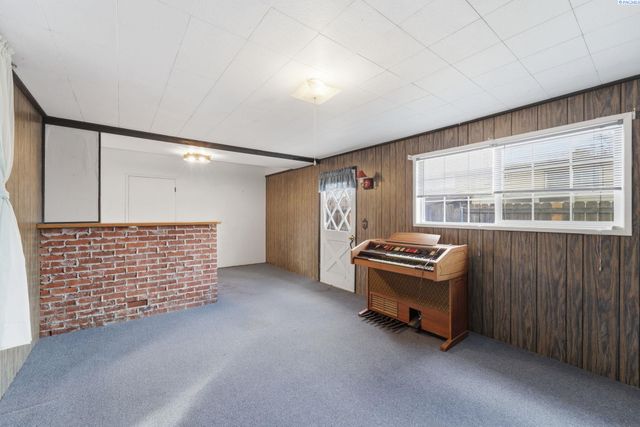 613 Fuller St, Richland, WA 99352