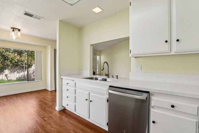 5029 Fletcher Ct, Sacramento, CA 95841