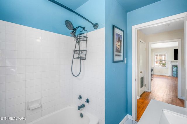 2958 Gaston Ave, Knoxville, TN 37917