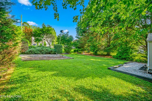 2958 Gaston Ave, Knoxville, TN 37917
