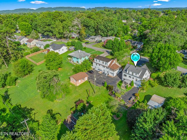 2958 Gaston Ave, Knoxville, TN 37917