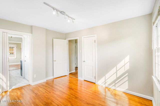 2958 Gaston Ave, Knoxville, TN 37917