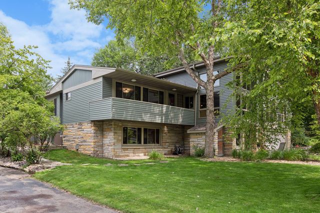 5020 Colonial Drive, Golden Valley, MN 55416