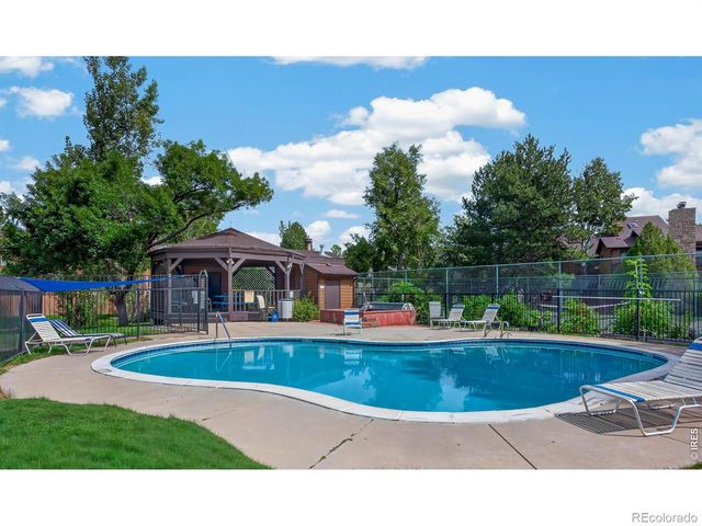 6217 Willow Lane, Boulder, CO 80301