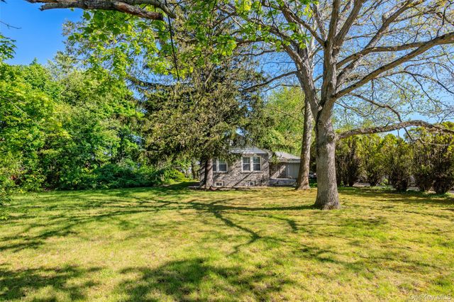 108 Claremont Street, Deer Park, NY 11729