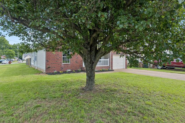 612 Ransom Village Way, Antioch, TN 37013