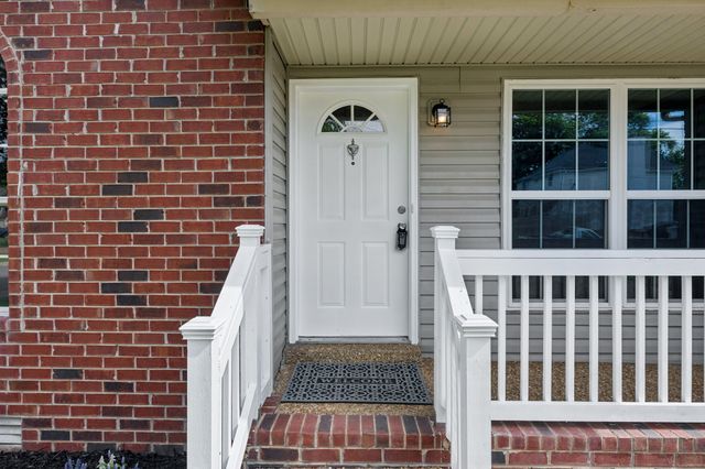 612 Ransom Village Way, Antioch, TN 37013
