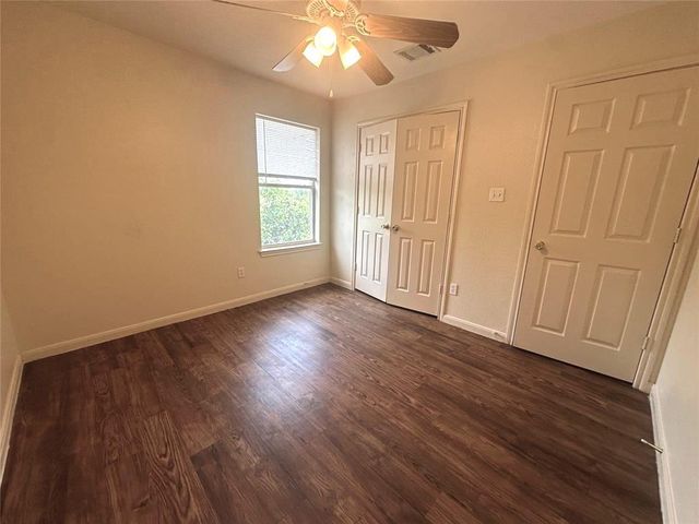 1408 Bergin CT B, Georgetown, TX 78626