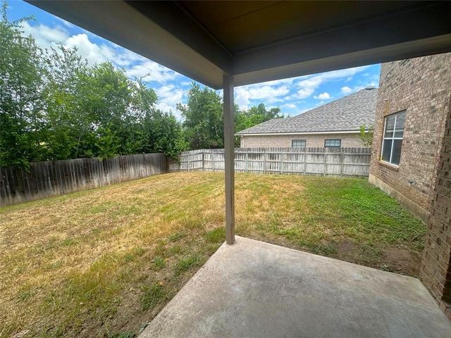 1408 Bergin CT B, Georgetown, TX 78626