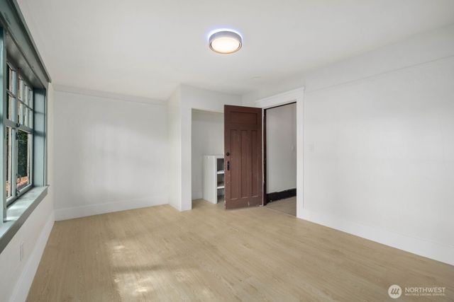 2109 Aurora Avenue N, Seattle, WA 98109