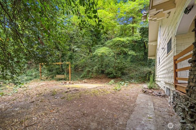 2109 Aurora Avenue N, Seattle, WA 98109