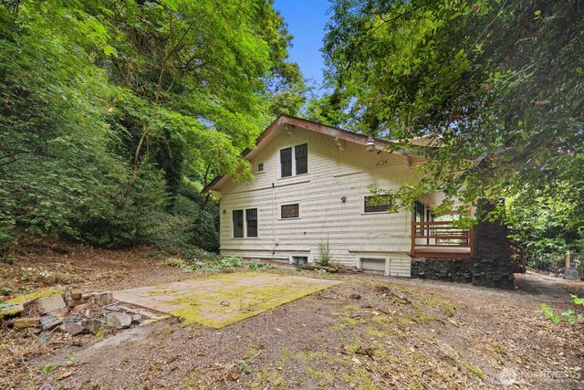 2109 Aurora Avenue N, Seattle, WA 98109