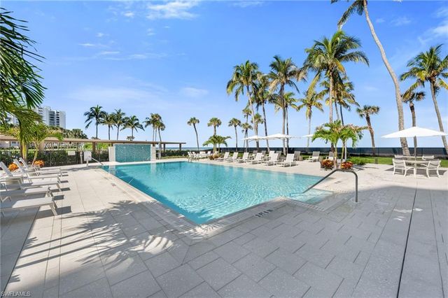 4001 Gulf Shore BLVD N # 207, Naples, FL 34103