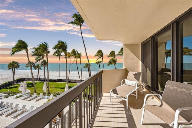 4001 Gulf Shore BLVD N # 207, Naples, FL 34103