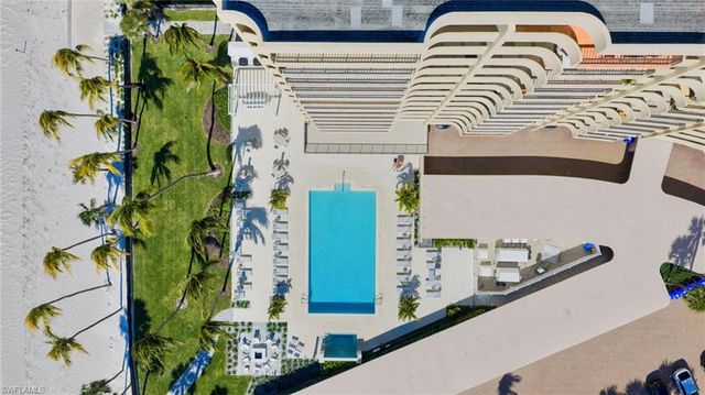 4001 Gulf Shore BLVD N # 207, Naples, FL 34103