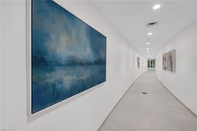 4001 Gulf Shore BLVD N # 207, Naples, FL 34103