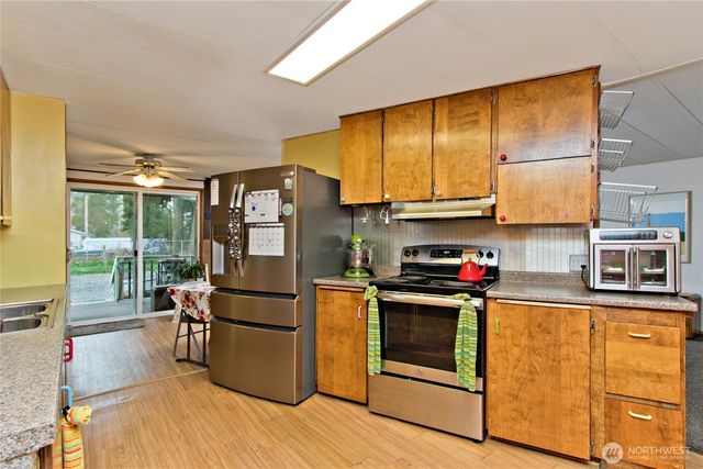 14125 Kapowsin Highway E, Graham, WA 98338