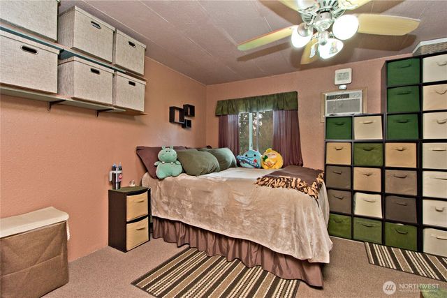 14125 Kapowsin Highway E, Graham, WA 98338