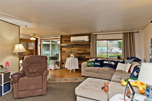 14125 Kapowsin Highway E, Graham, WA 98338