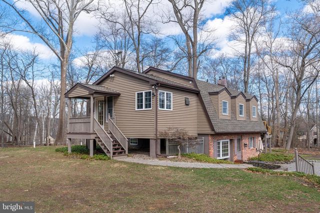 1596 RIVER RD, New Hope, PA 18938