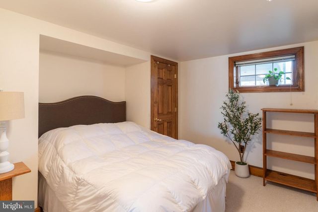 1596 RIVER RD, New Hope, PA 18938