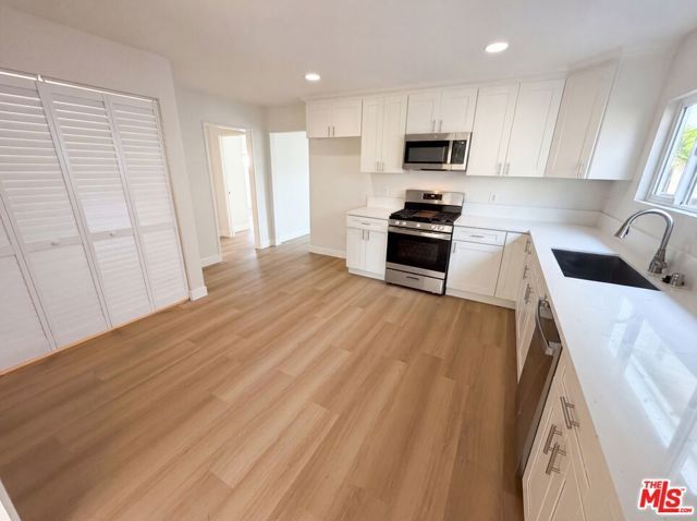 818 W 130th Street, Compton, CA 90222