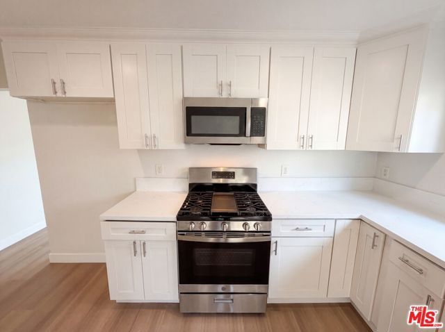 818 W 130th Street, Compton, CA 90222