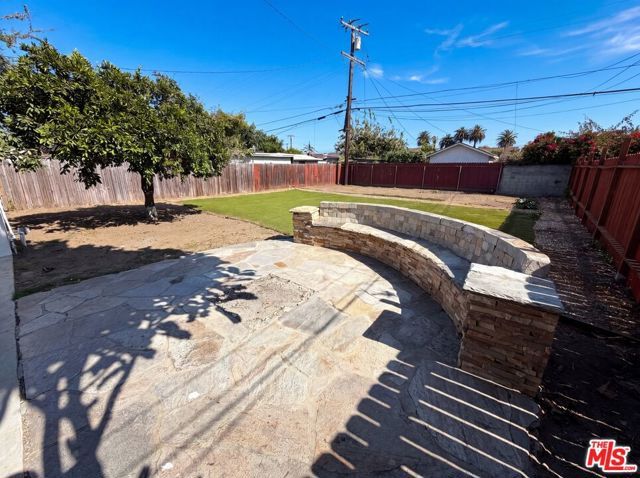 818 W 130th Street, Compton, CA 90222