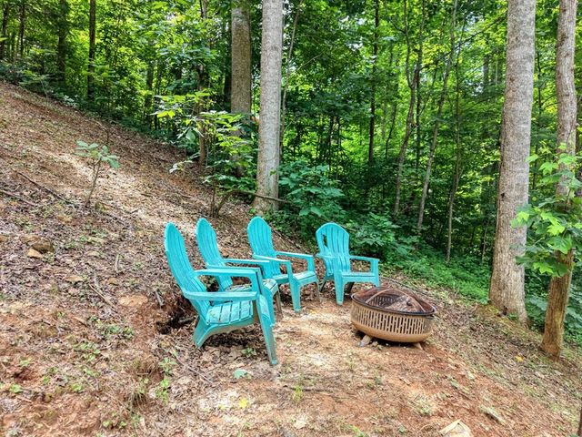 619 Cherokee Oaks Road, Murphy, NC 28906
