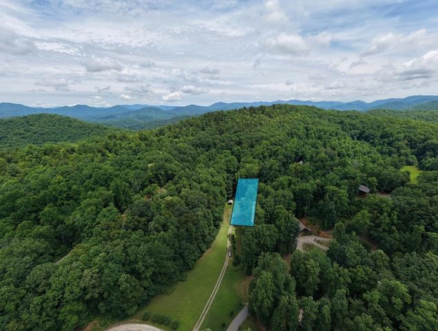 619 Cherokee Oaks Road, Murphy, NC 28906