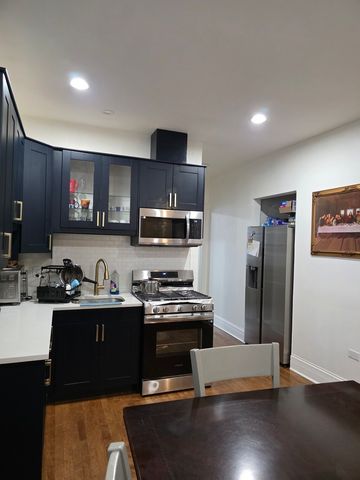 5018 W 23rd Place, Cicero, IL 60804