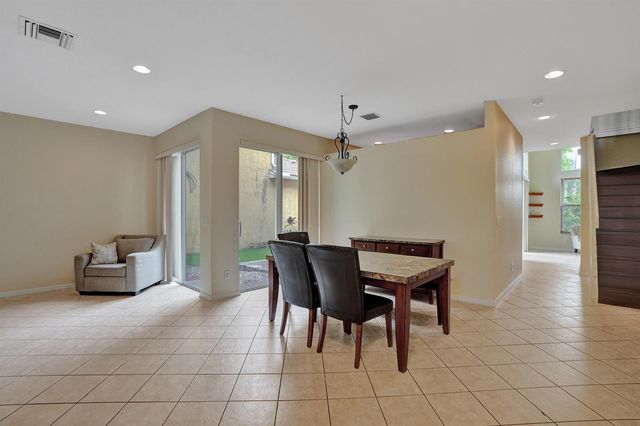 5897 NW 120th Terrace, Coral Springs, FL 33076