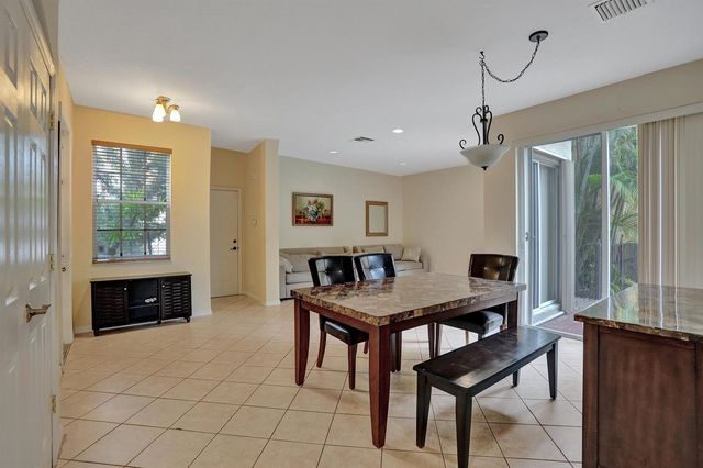 5897 NW 120th Terrace, Coral Springs, FL 33076