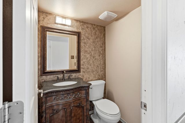 806 Waggoner Drive, Arlington, TX 76013