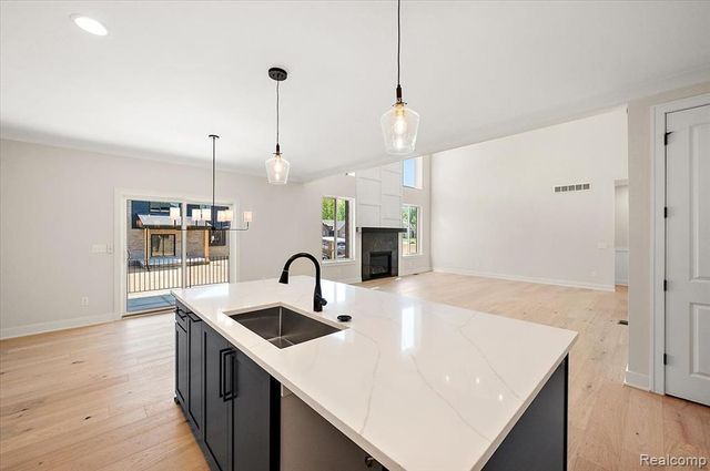 24462 Sawgrass Drive, Macomb, MI 48042