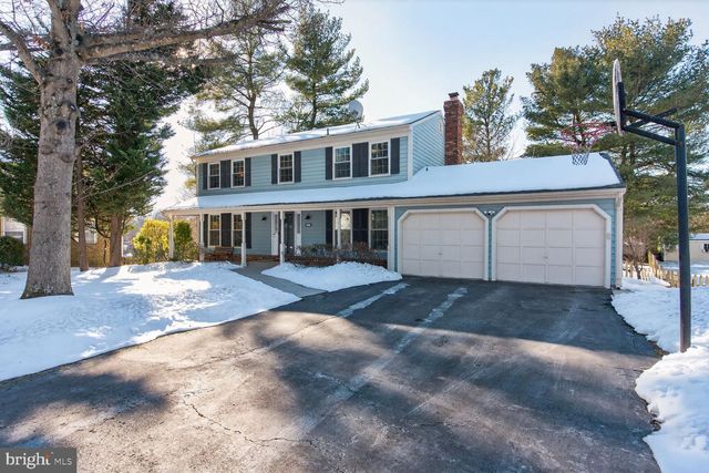 5610 WOOD THRUSH CT, Fairfax, VA 22032