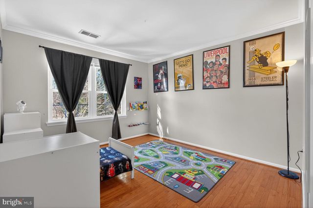 5610 WOOD THRUSH CT, Fairfax, VA 22032