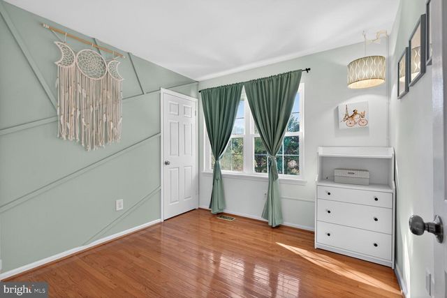 5610 WOOD THRUSH CT, Fairfax, VA 22032