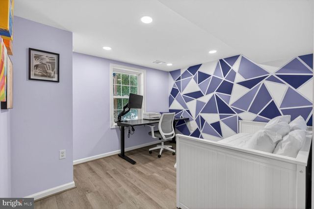 5610 WOOD THRUSH CT, Fairfax, VA 22032