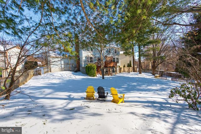 5610 WOOD THRUSH CT, Fairfax, VA 22032