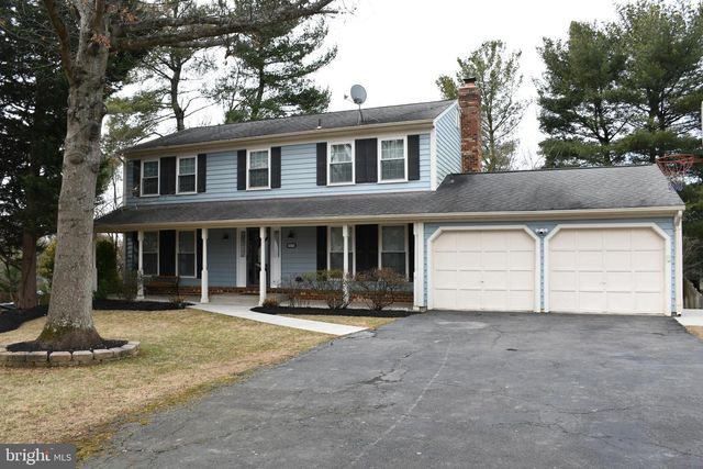 5610 WOOD THRUSH CT, Fairfax, VA 22032