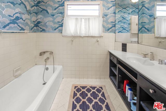 4179 Motor Avenue, Culver City, CA 90232