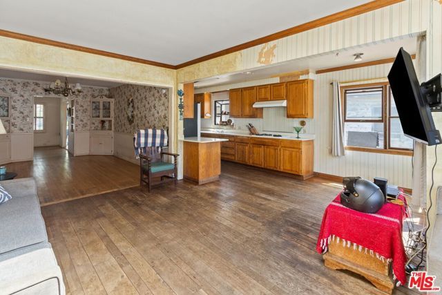 4179 Motor Avenue, Culver City, CA 90232